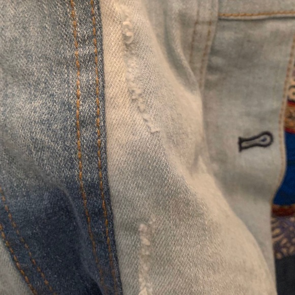 vintage acid wash jean jacket - Picture 3 of 3